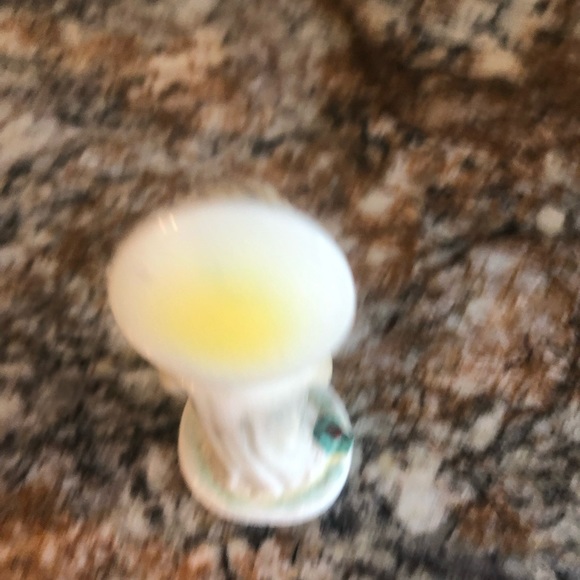 Vintage Goebel Robson Christchild with Holly figurine ROB 406 dates back to 1958 - Picture 4 of 6